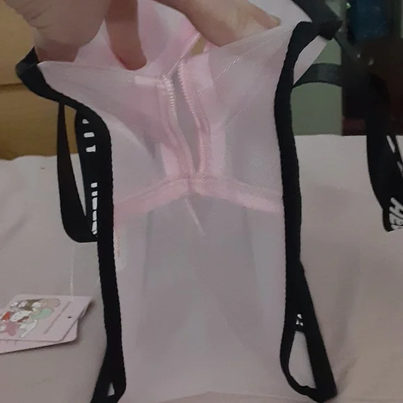 Hello Kitty Mesh Makeup/Cosmetic Bag - Picture 3 of 6